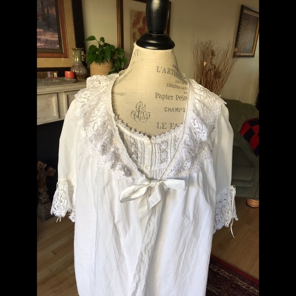 KATHERINE HARESTAD for WHITE ROSE DESIGNS of No. CAL White Lacy BedCoat … - Picture 4 of 14